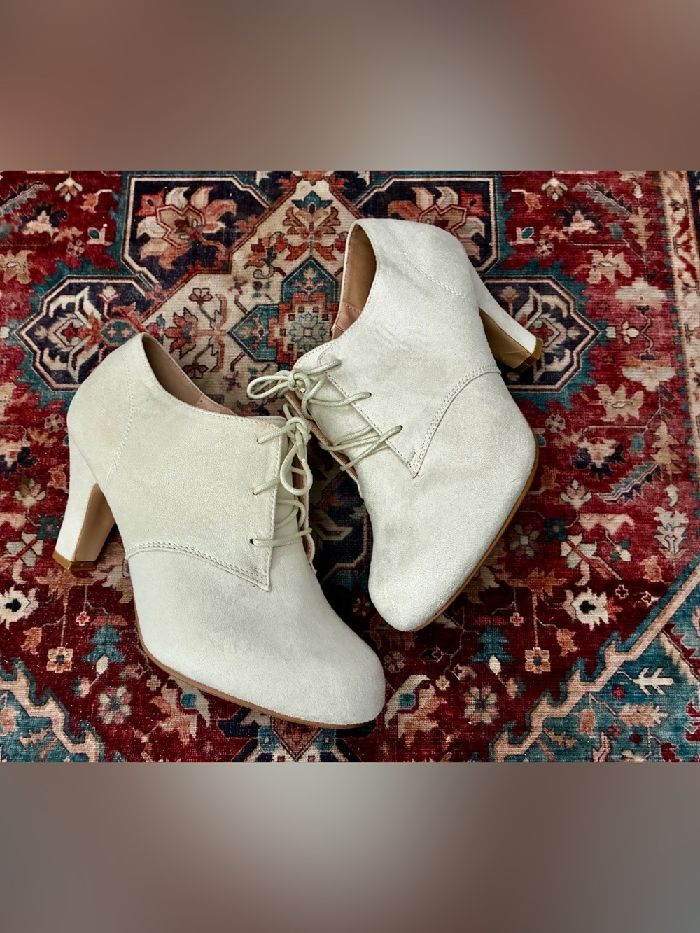 NWOT! Suede Bone Booties